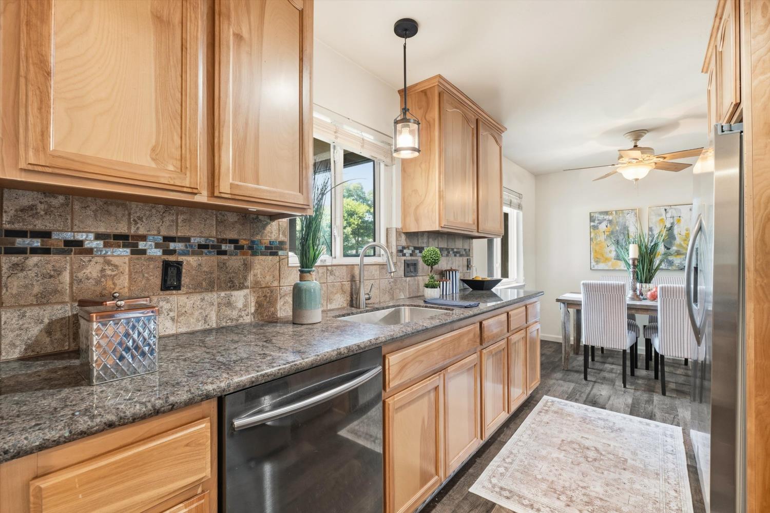 5400 Essex Court