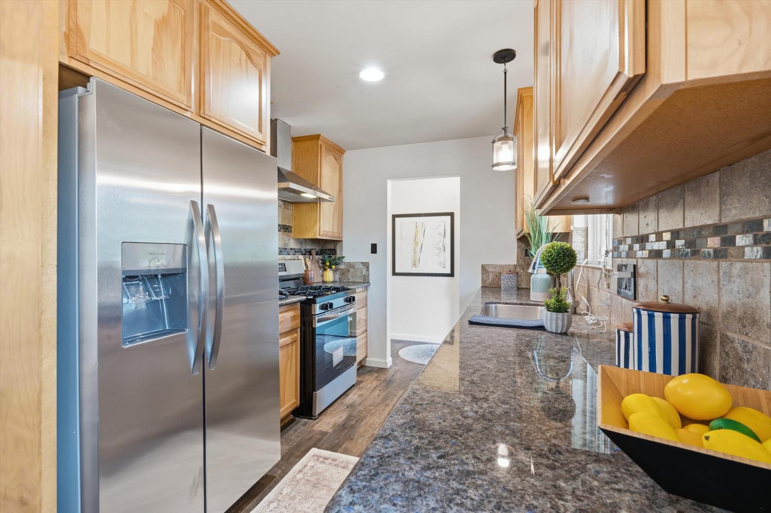 5400 Essex Court