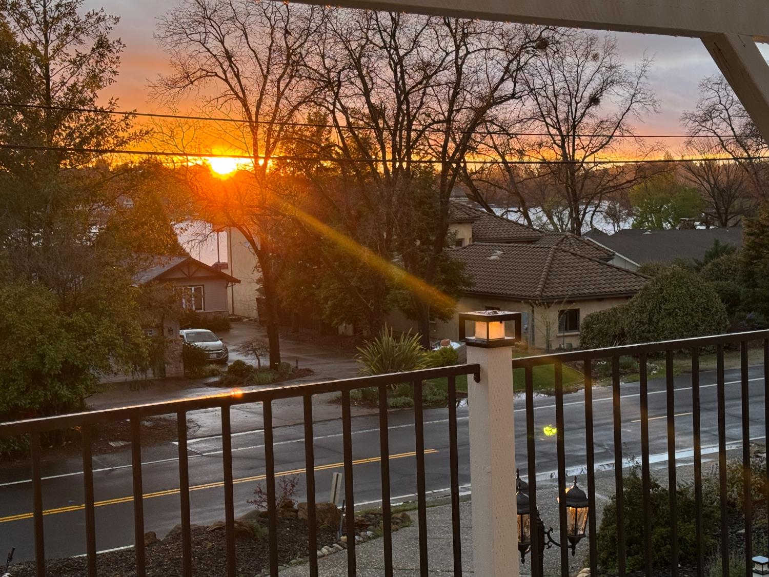 12898 Lakeshore North