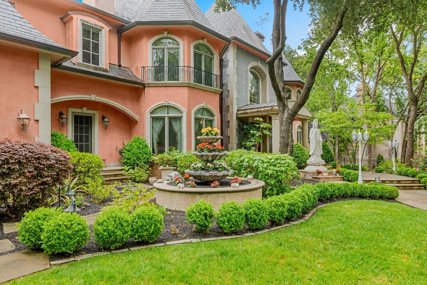 5021 Jardin Lane