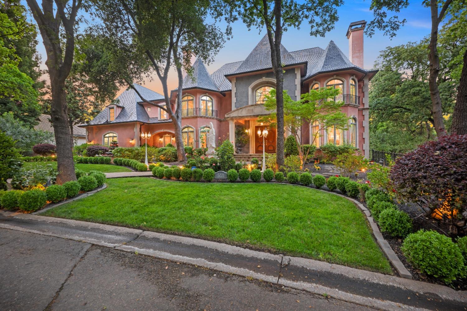 5021 Jardin Lane