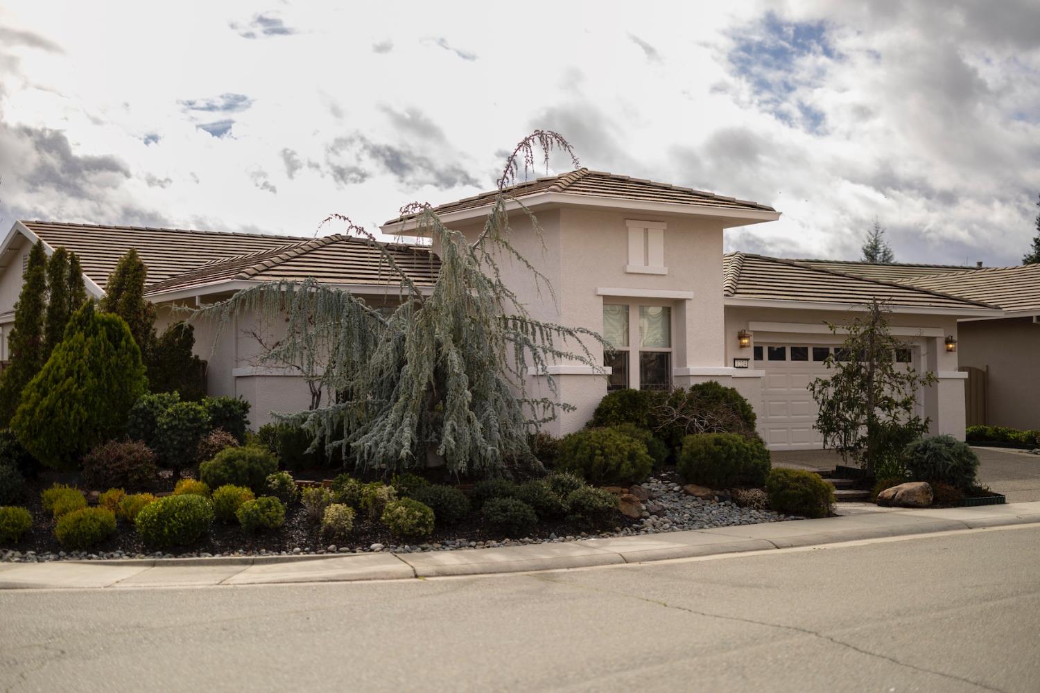 1224 Tiger Lily Lane