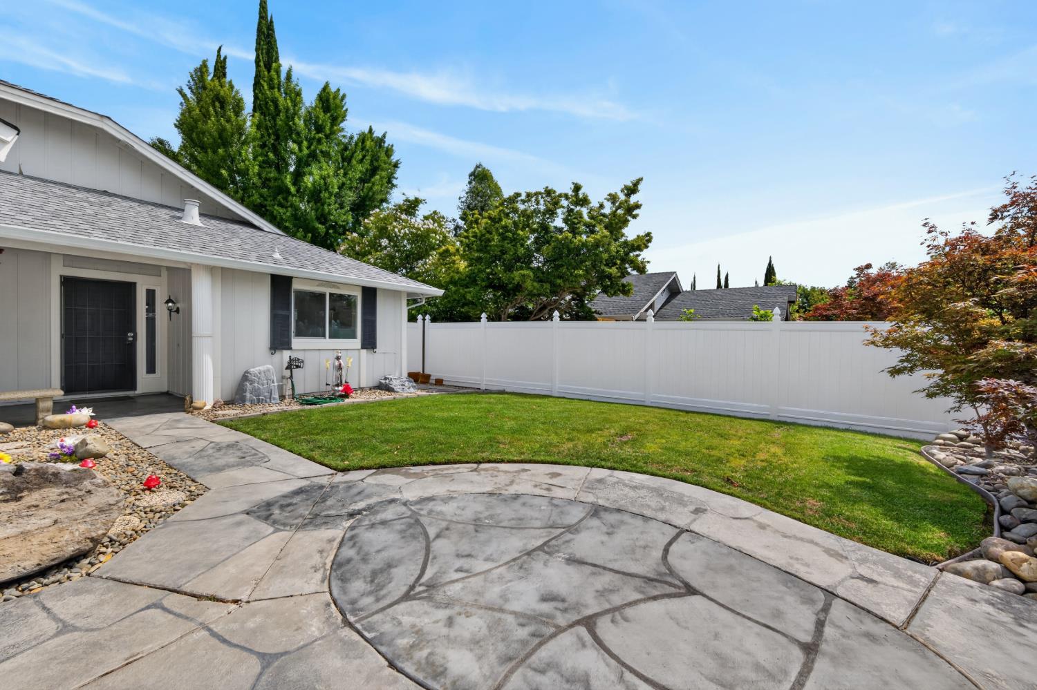 1333 Foxboro Way