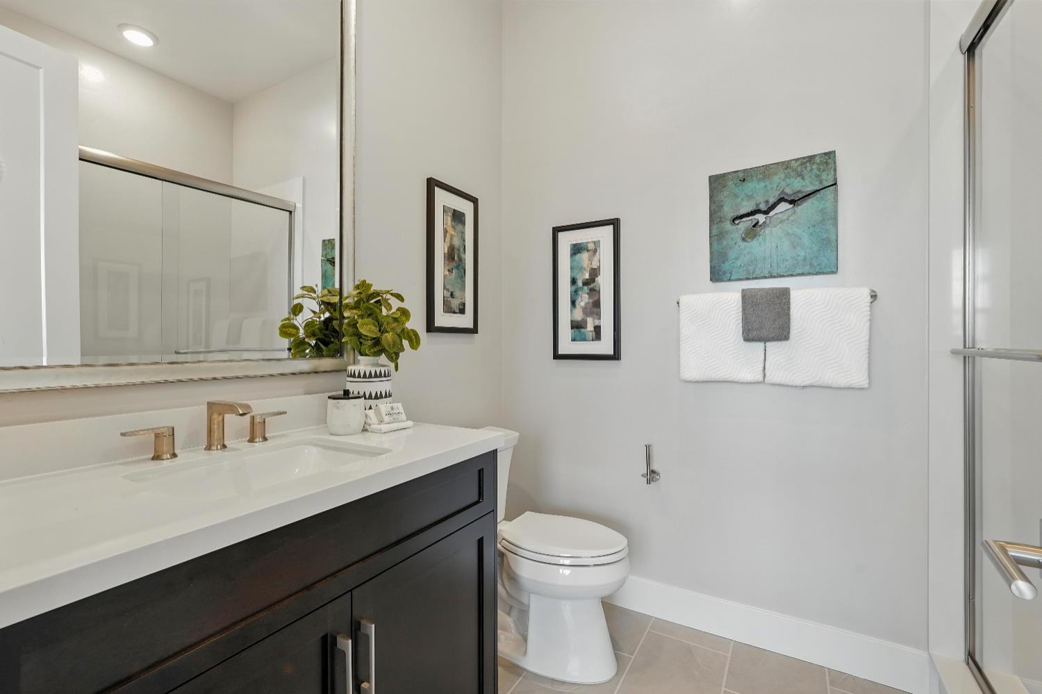 1035 Lassen Peak Drive