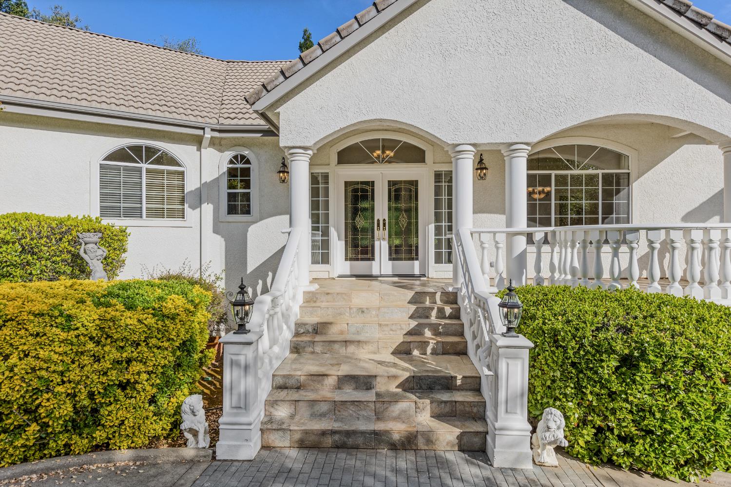 8900 N Seville Circle N