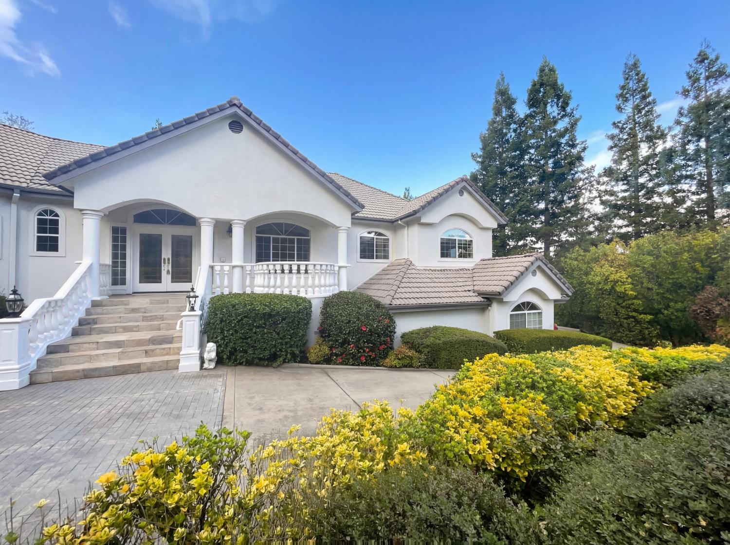 8900 N Seville Circle N