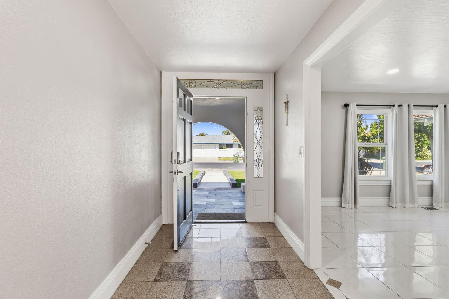 1408 Wallin Way