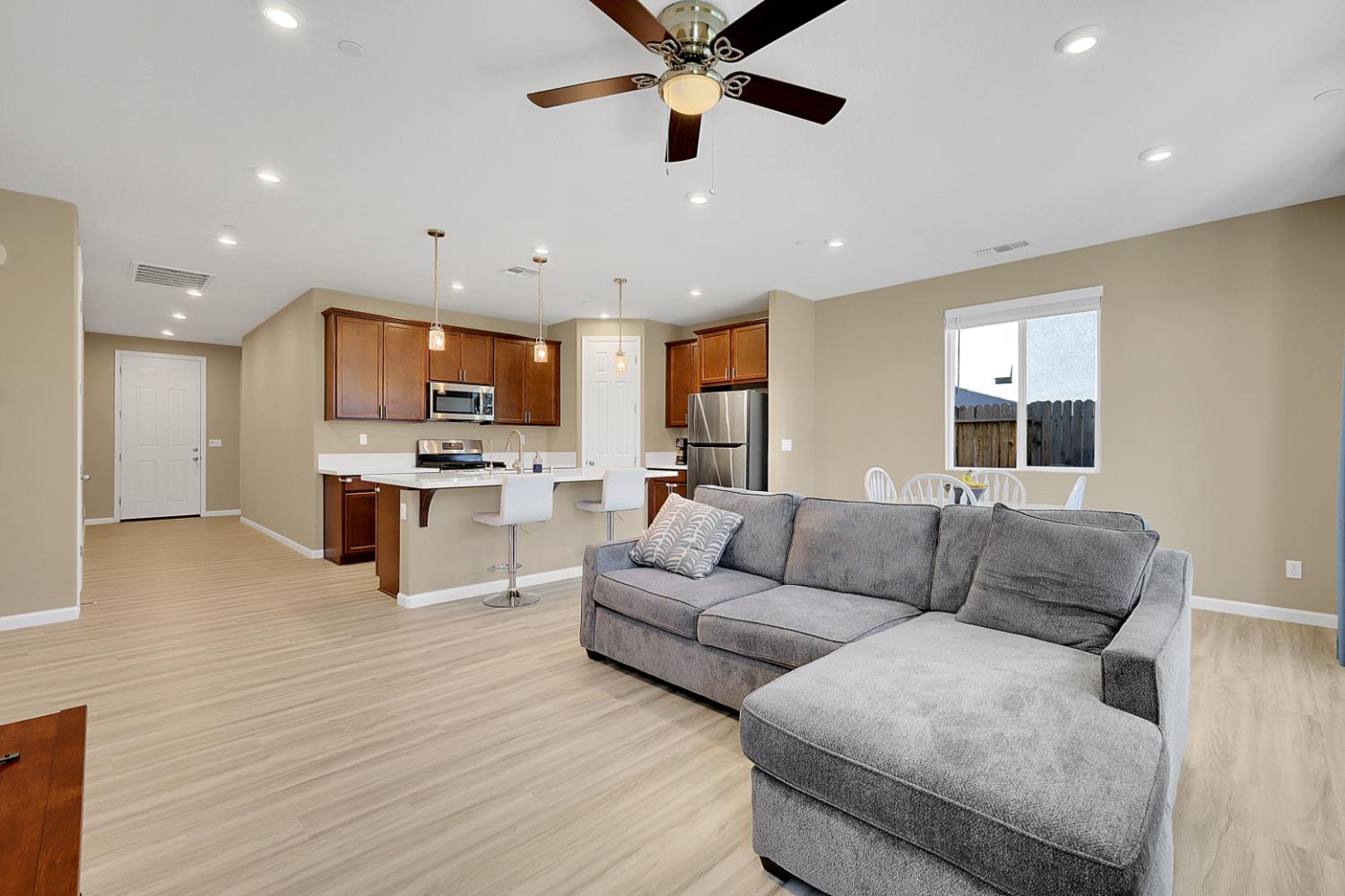 1559 Falabella Way