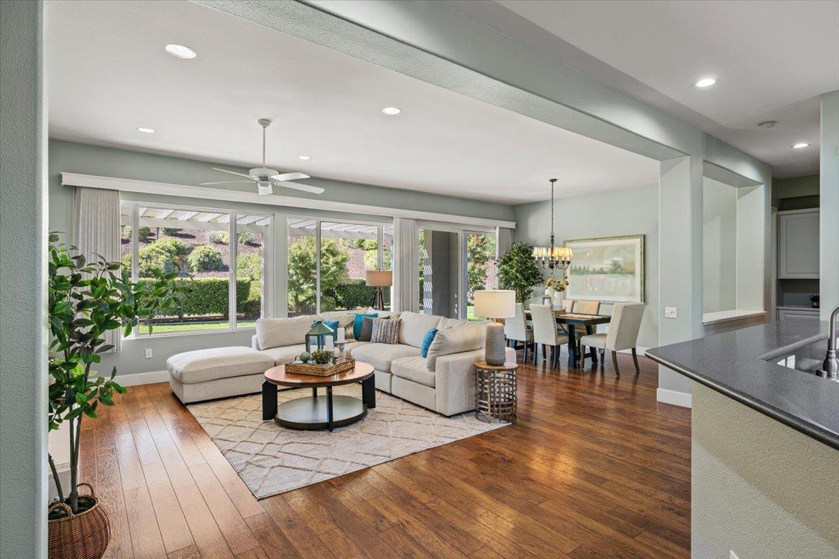 2511 Blue Heron Loop