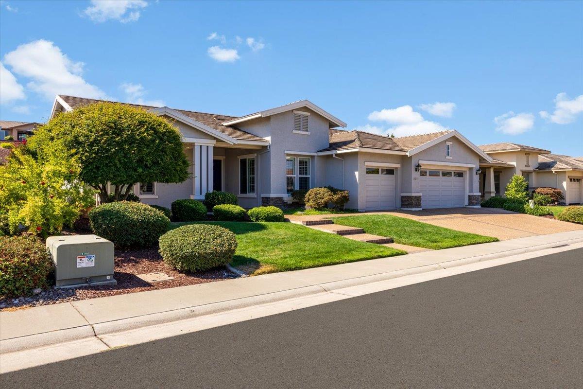 2511 Blue Heron Loop