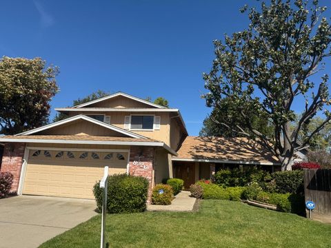 8726 Oak Knoll Court, Stockton, CA 95209 - MLS#: 225025539