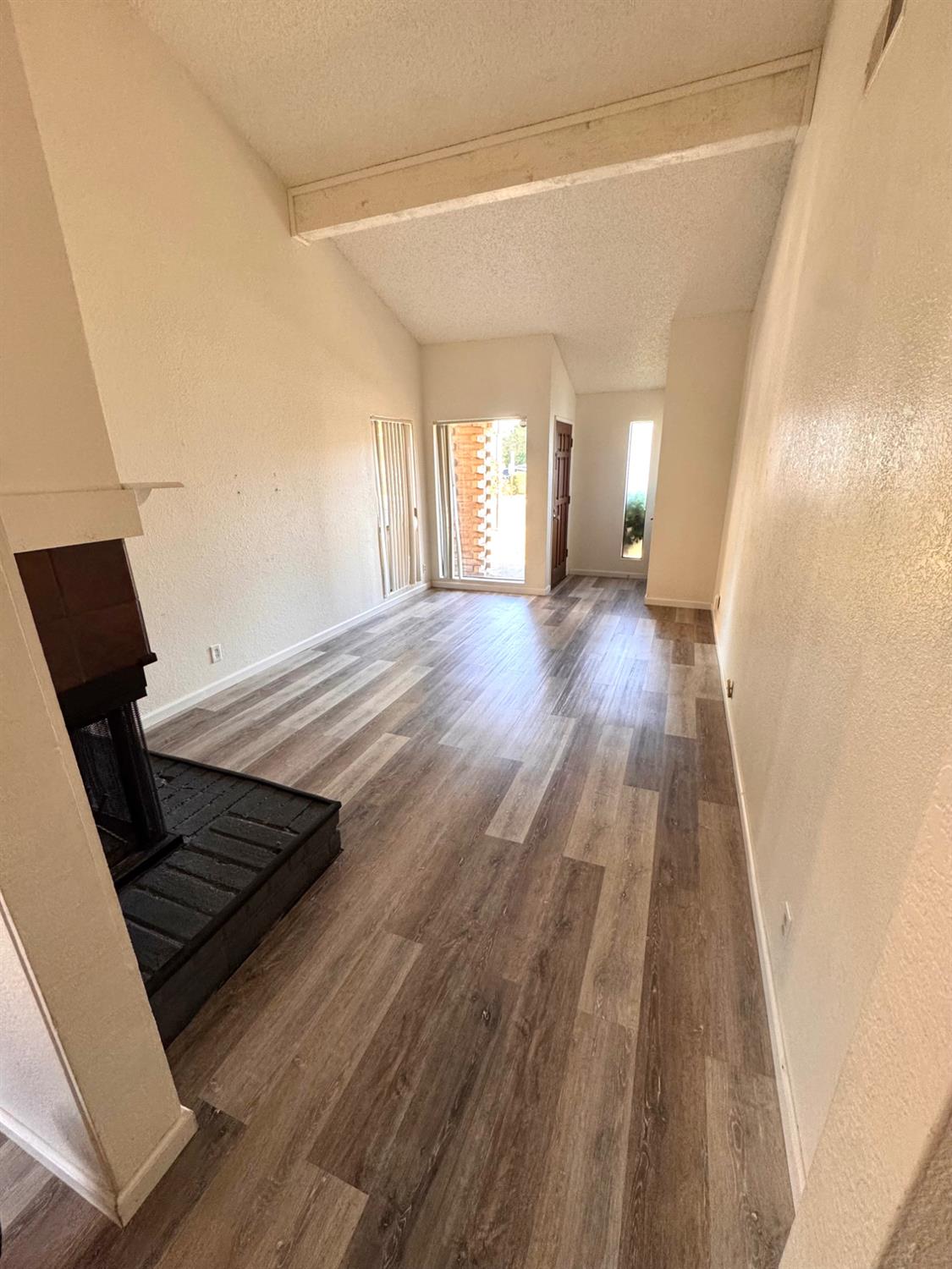5037 Sugar Lane