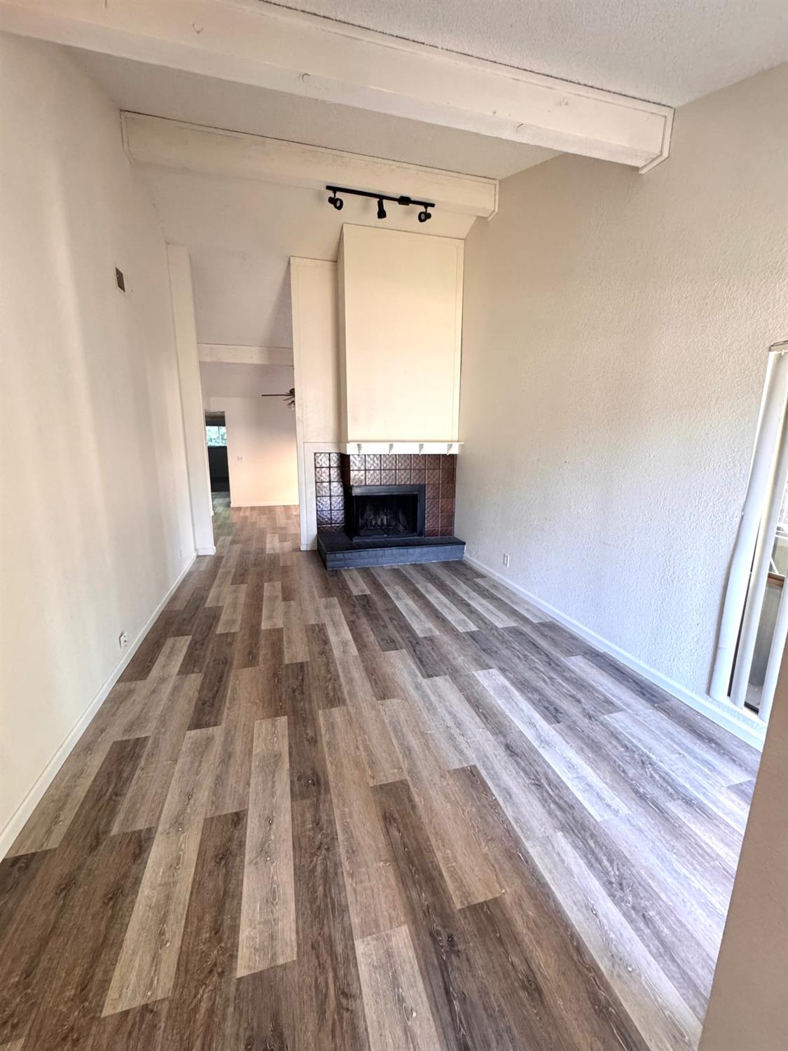 5037 Sugar Lane
