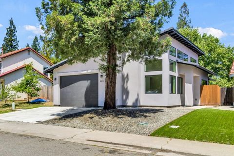 8411 Aster Court, Citrus Heights, CA 95610 - MLS#: 225058415