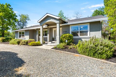 3934 Happy Road Loomis CA 95650