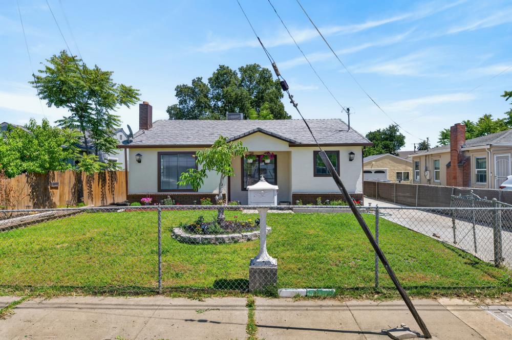 2820 Branch Street