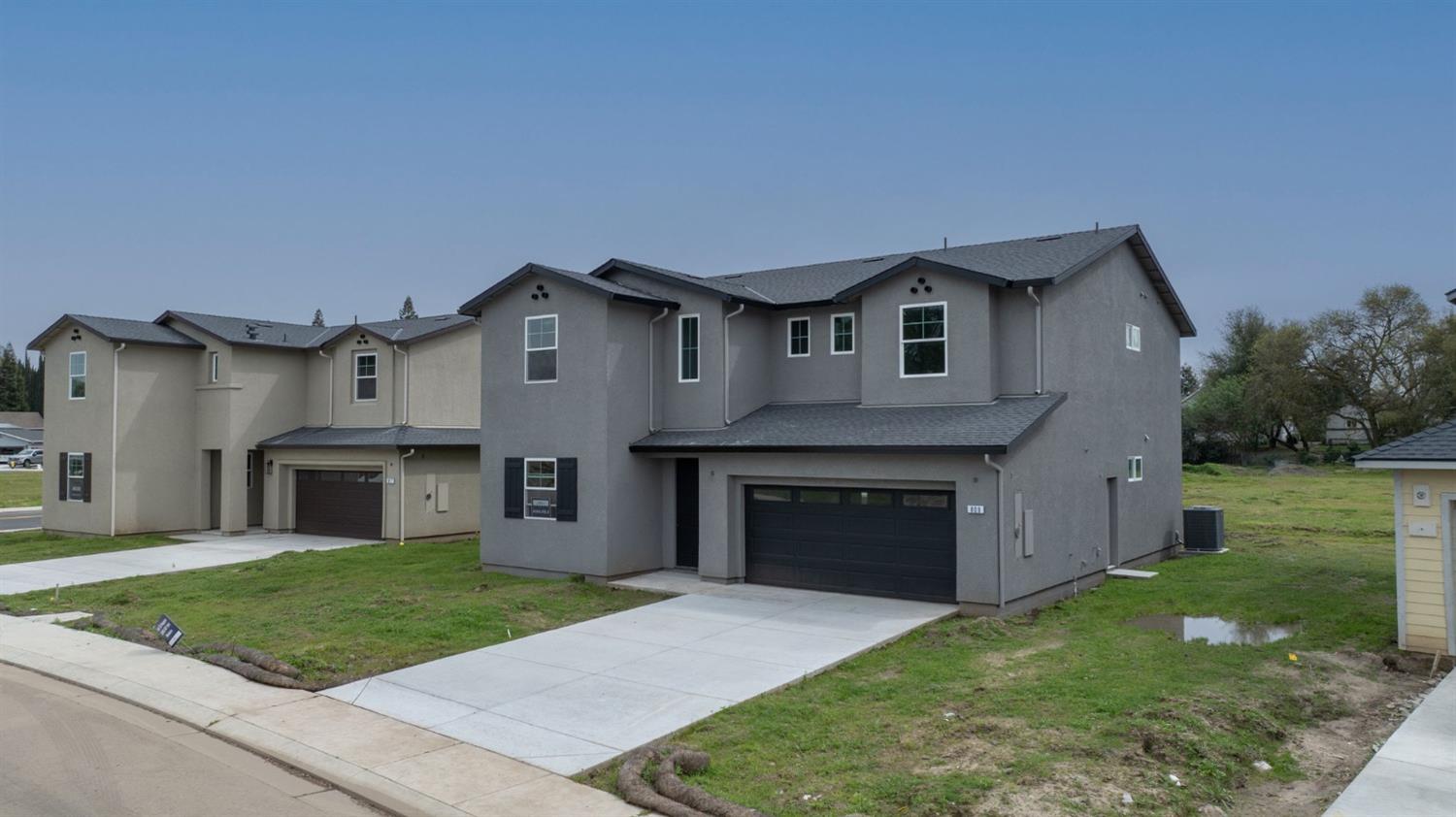 809 Tiffani Way