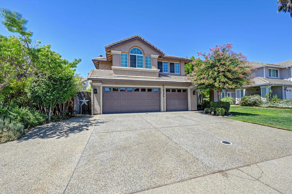 6126 Cameo Drive