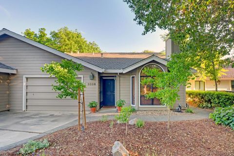 3328 Oyster Bay Avenue Davis CA 95616