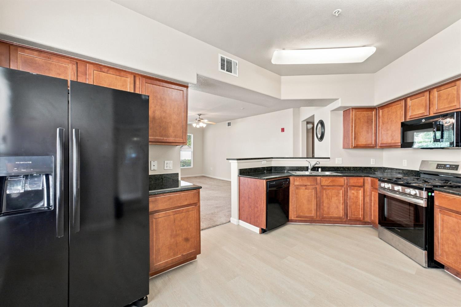 5350 Dunlay Drive 1316