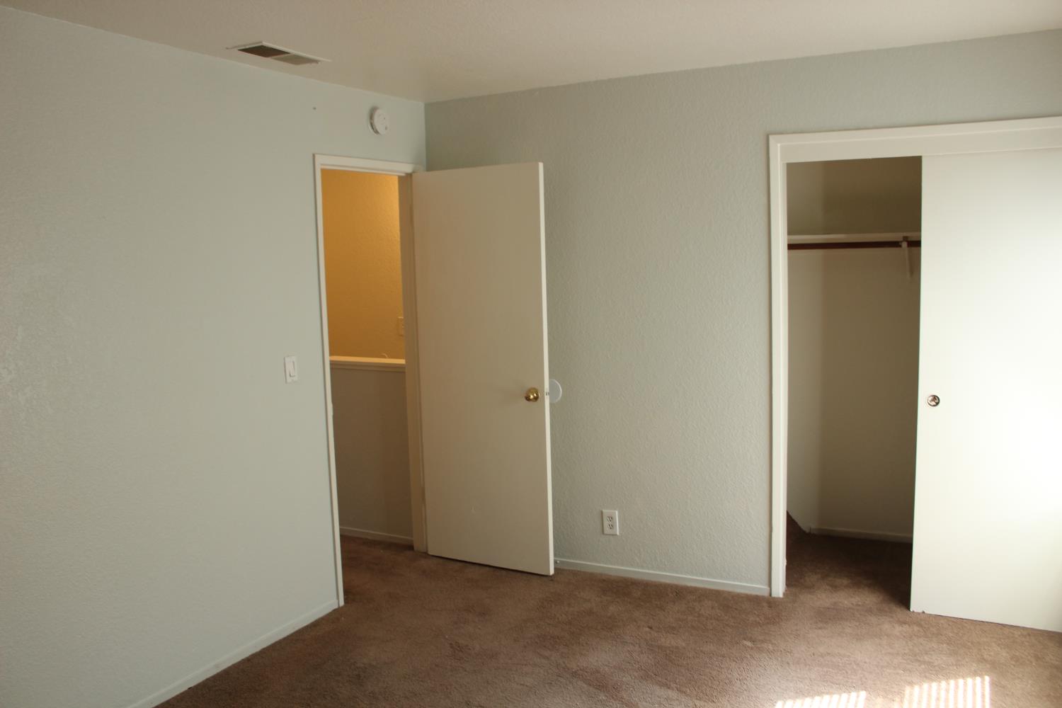 8260 Center Parkway 92