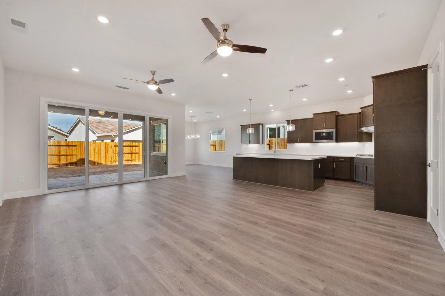 3041 Shasta Daisy Circle
