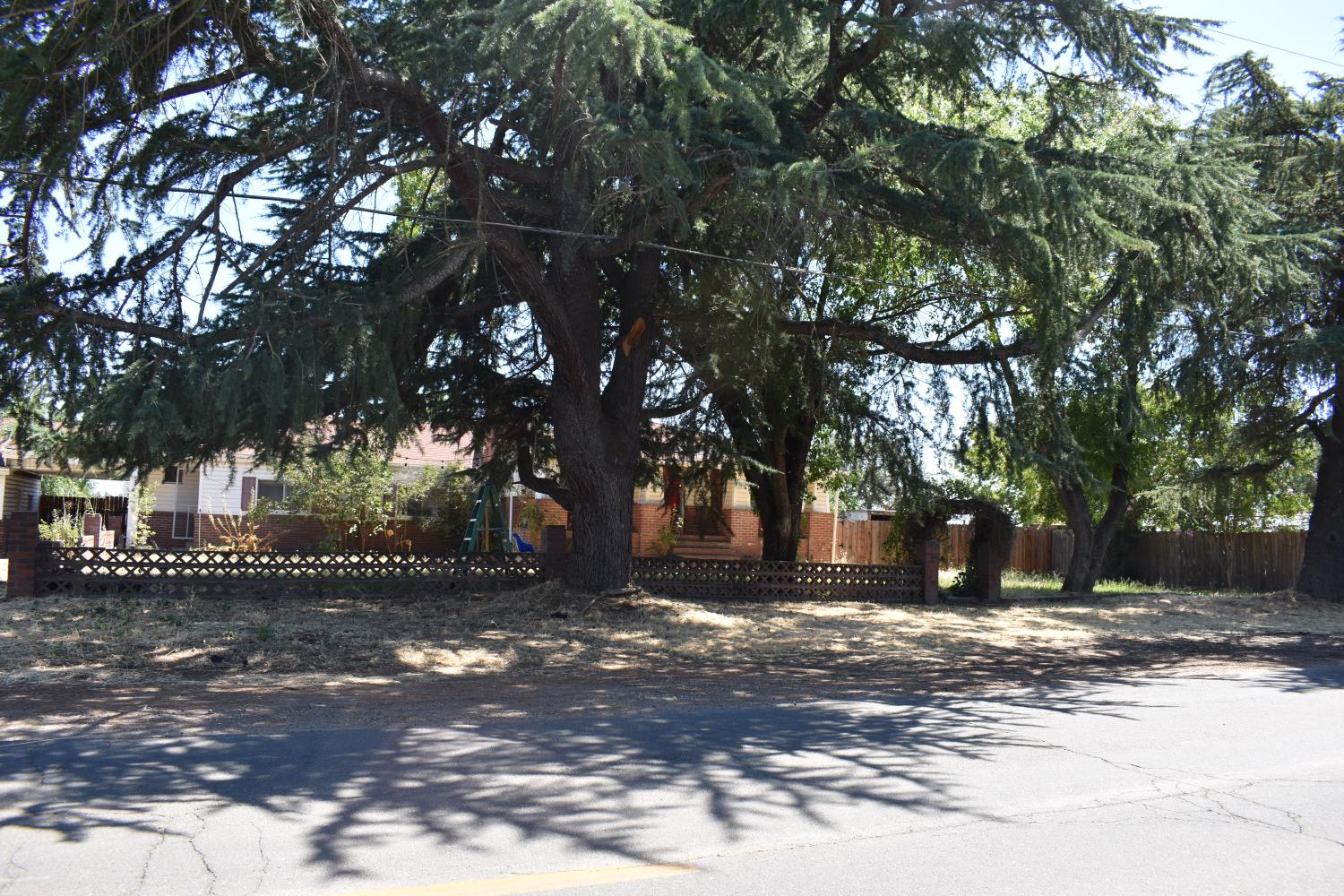 120 W Q Street