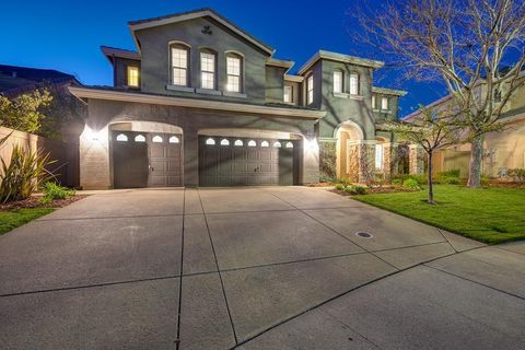 MLS: 225032046
