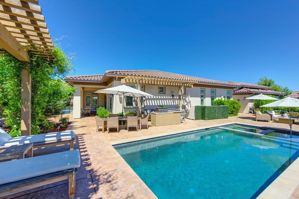 4038 Reni Court