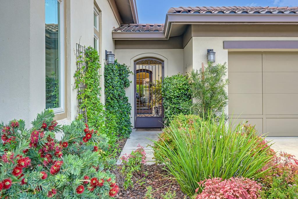 4038 Reni Court