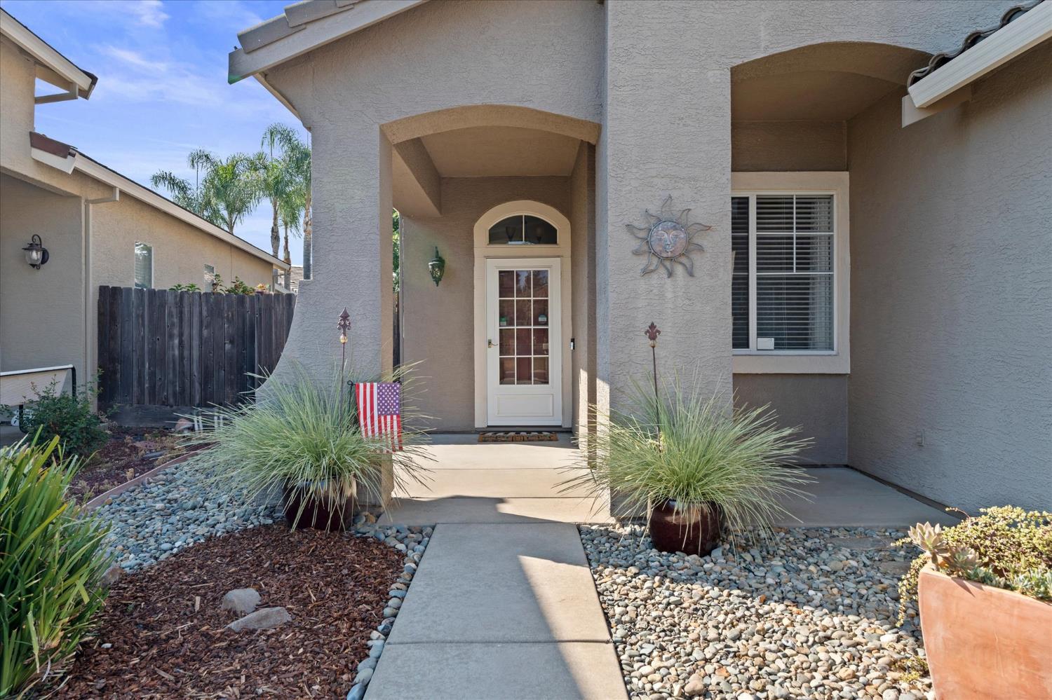 1495 whitstable Drive