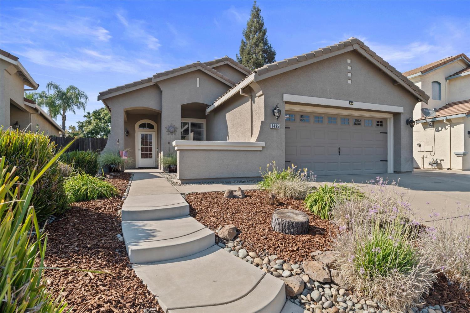 1495 whitstable Drive