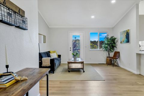MLS: 225067036