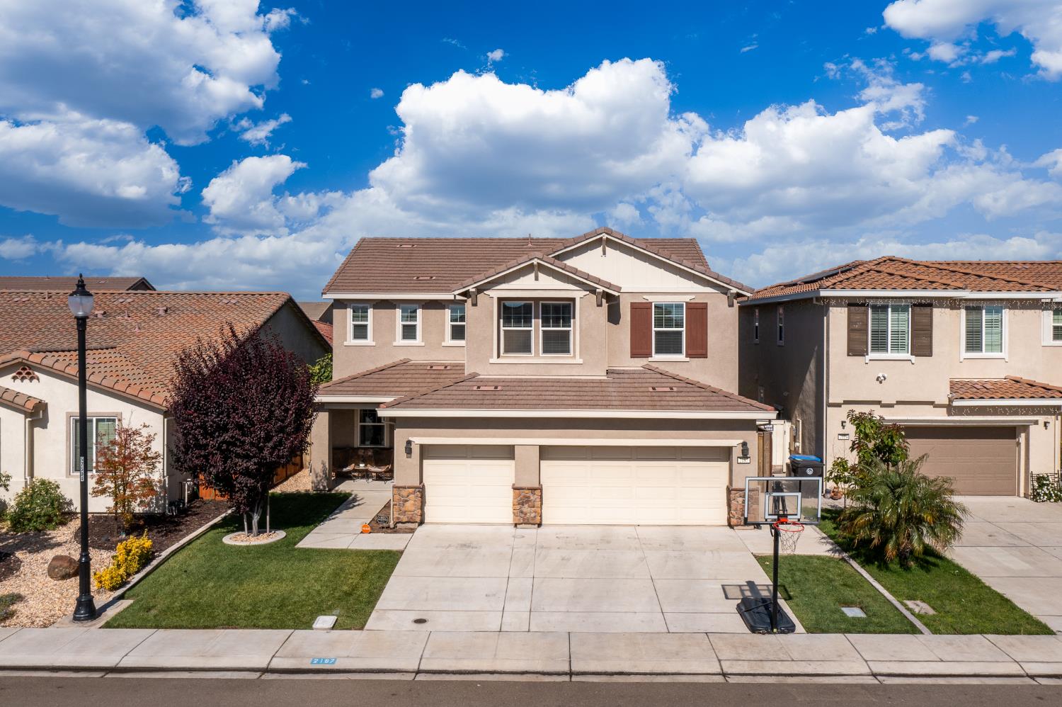 2187 Bravery Avenue