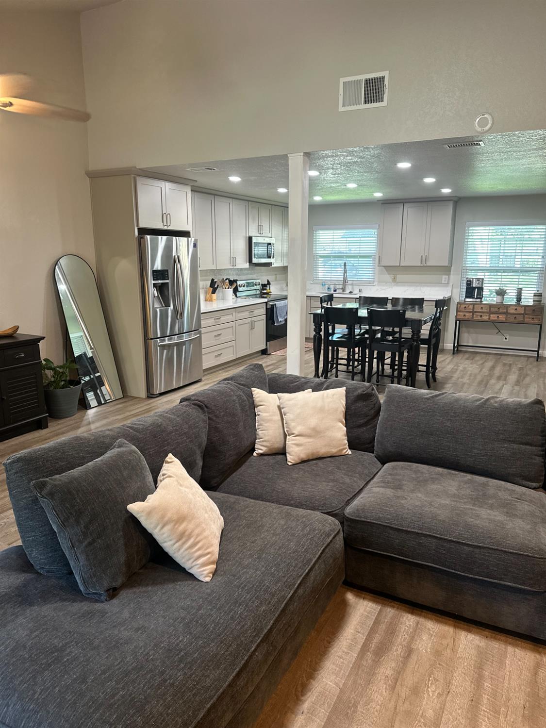 1172 Spruce Tree Circle