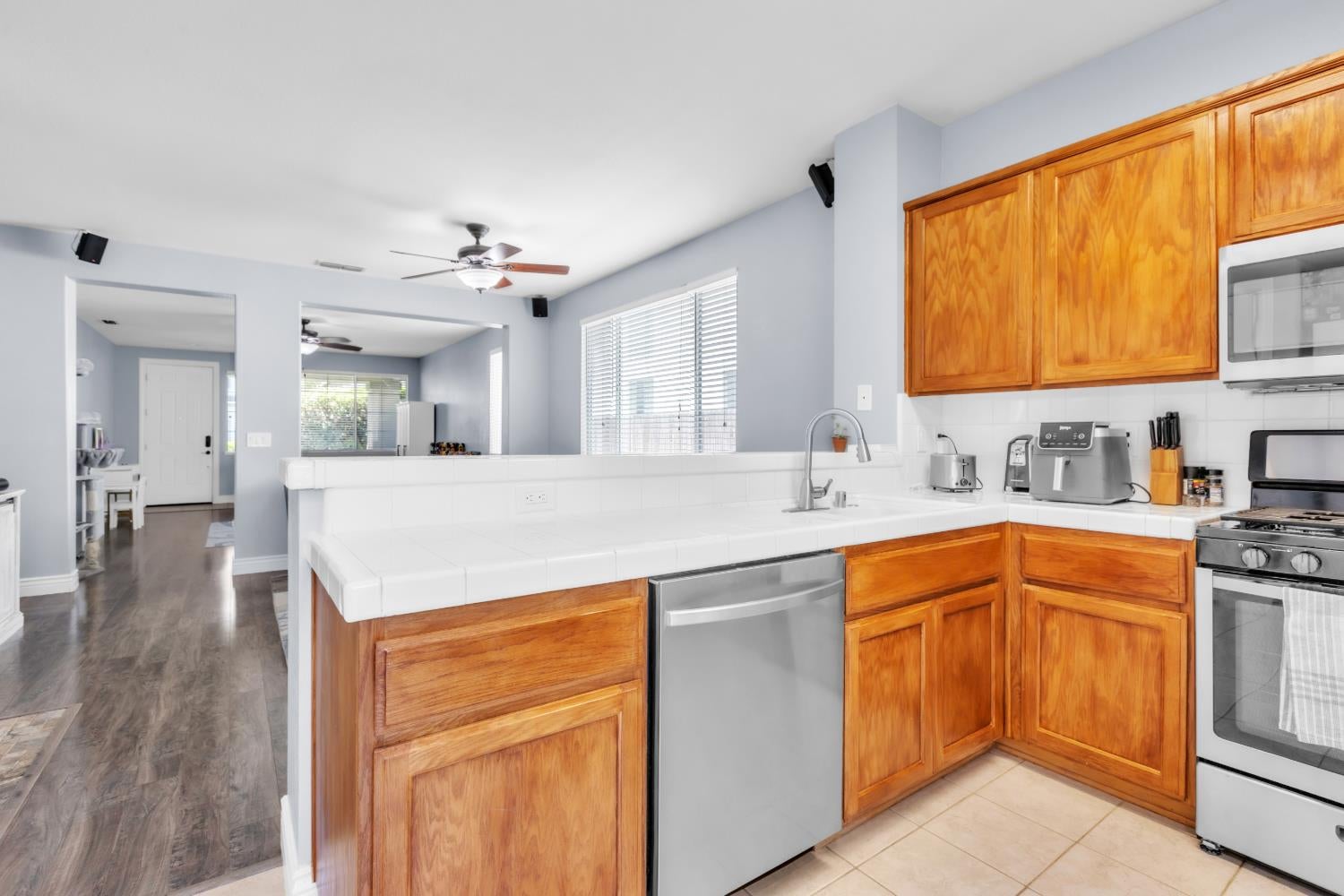 6529 Trailride Way