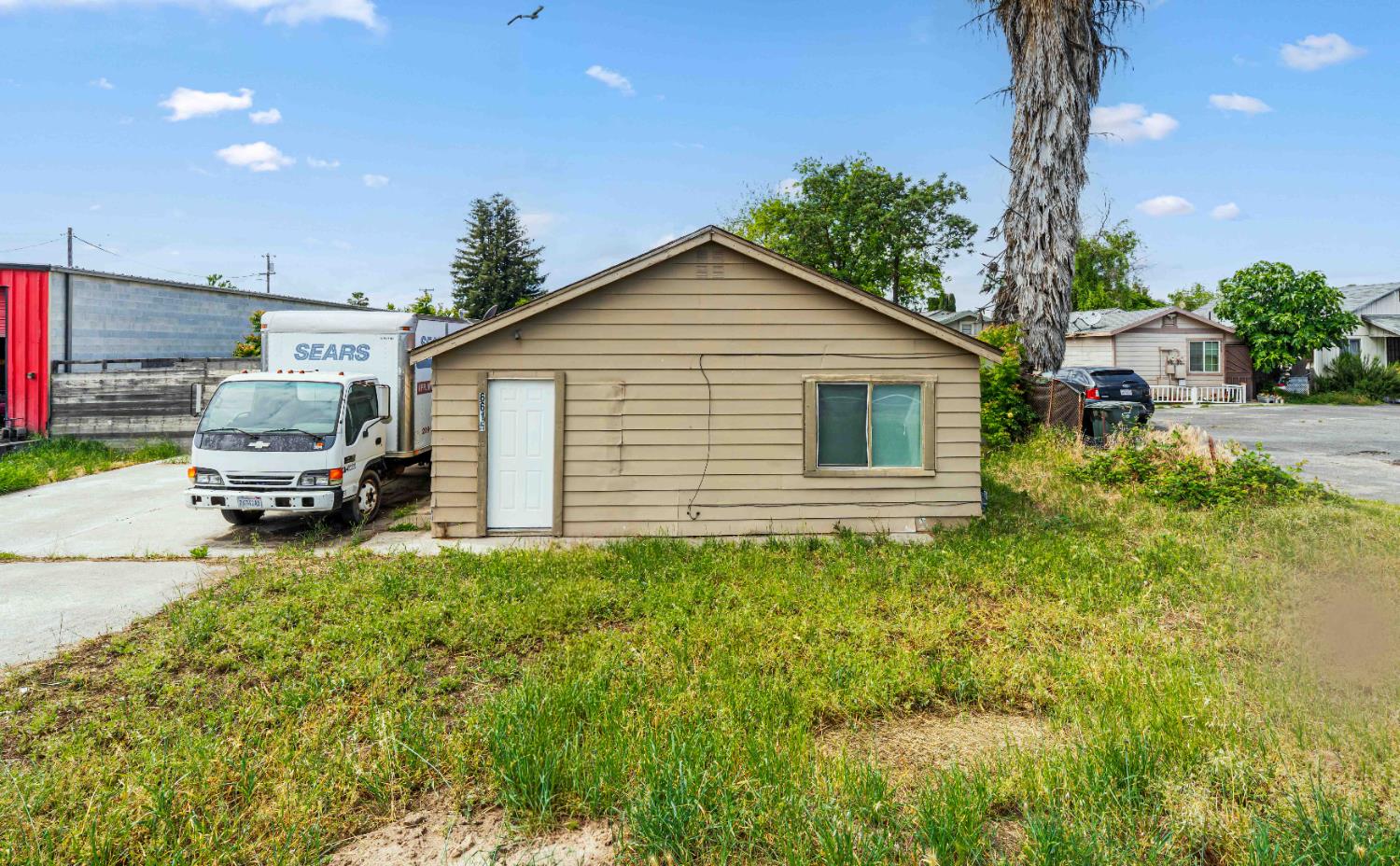 6615 Callander Avenue