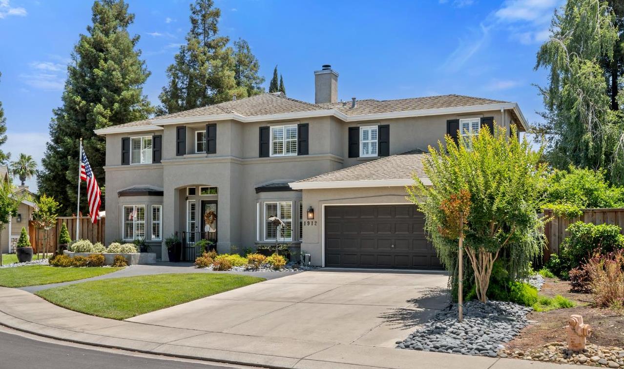 1912 Legend Drive