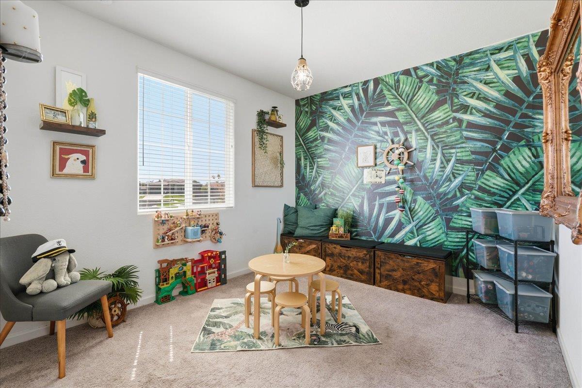 2032 Coffee Creek Way