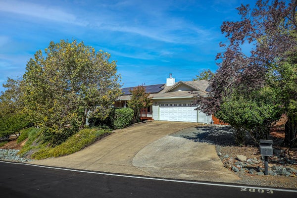2893 STAGECOACH DR, VALLEY SPRINGS, CA 95252 - Image b26efd380e8826eaece2f092c0ffb0f9/1134879195