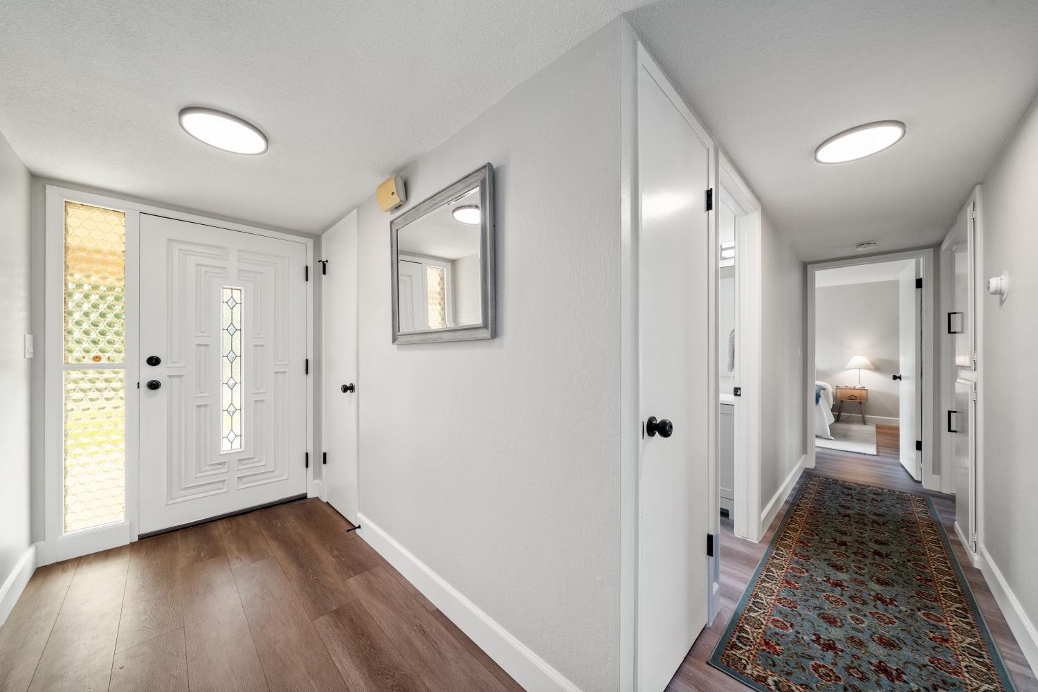 7037 Wilshire Circle