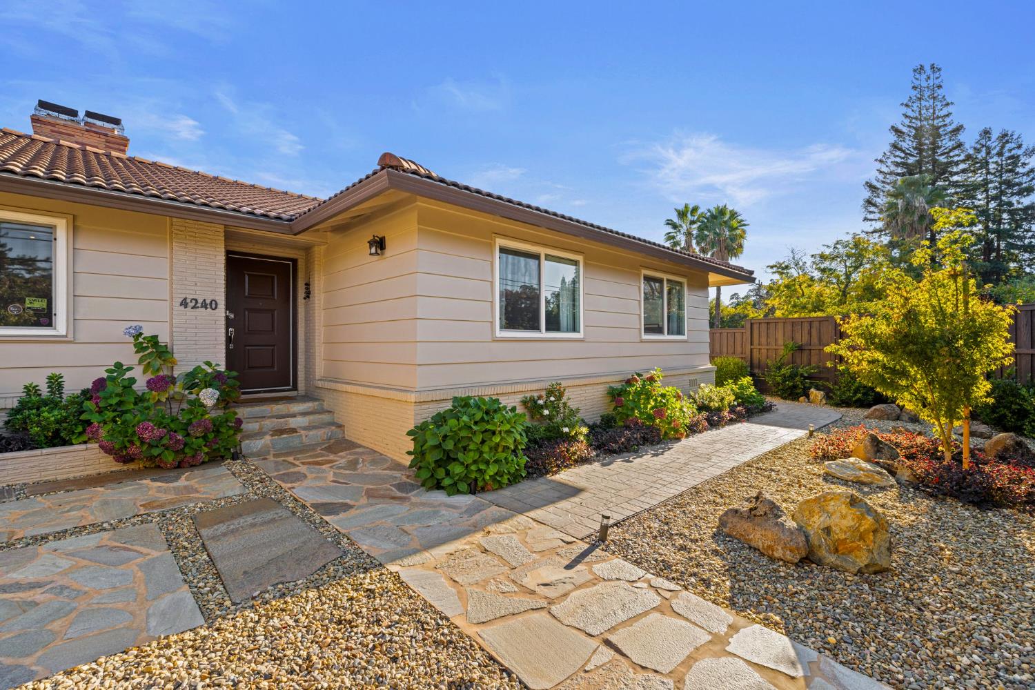 4240 Fair Oaks Boulevard