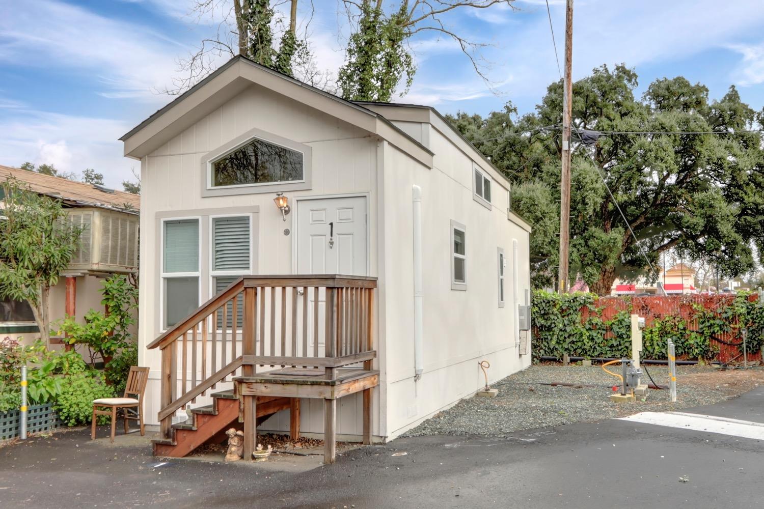 Listing image 7