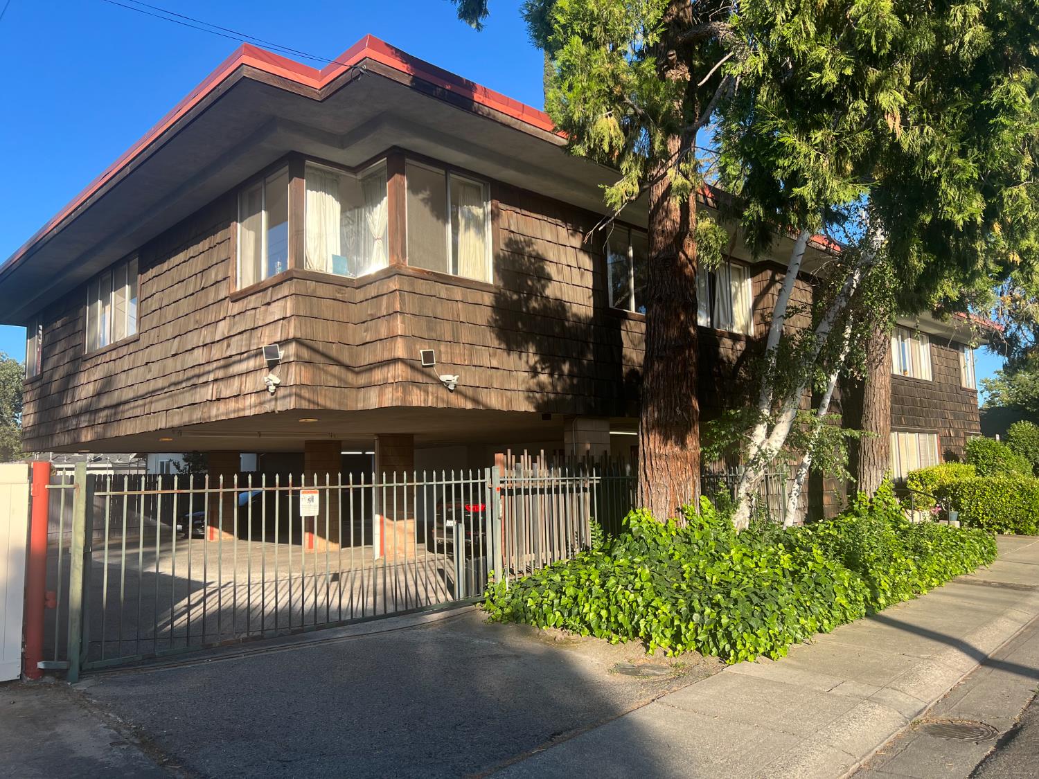 3704 Bonnie Lane