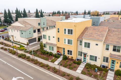 4174 Sally Ride Way Sacramento CA 95834