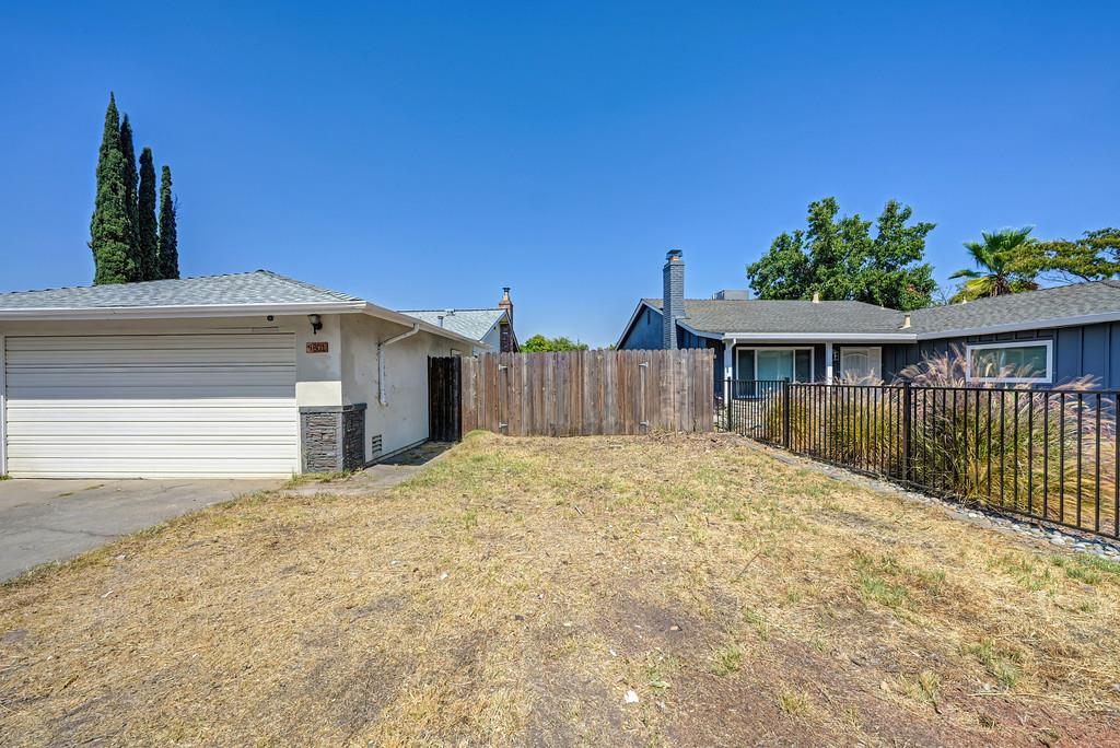 4801 Willowbrook Drive
