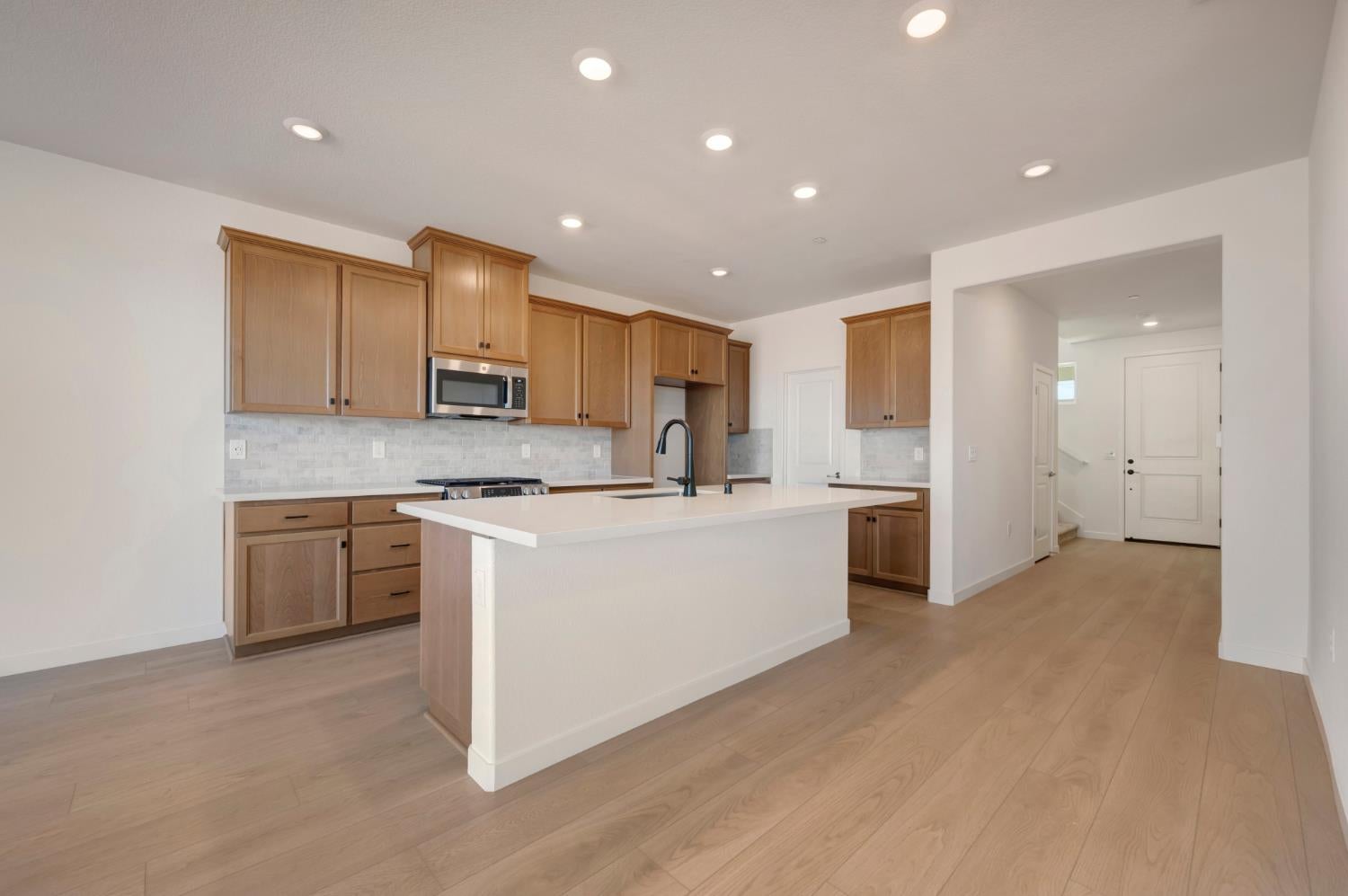 12068 Mircado Way