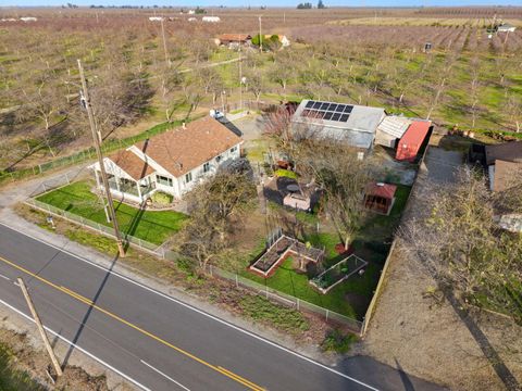 5610 N Confer Road Stockton CA 95215