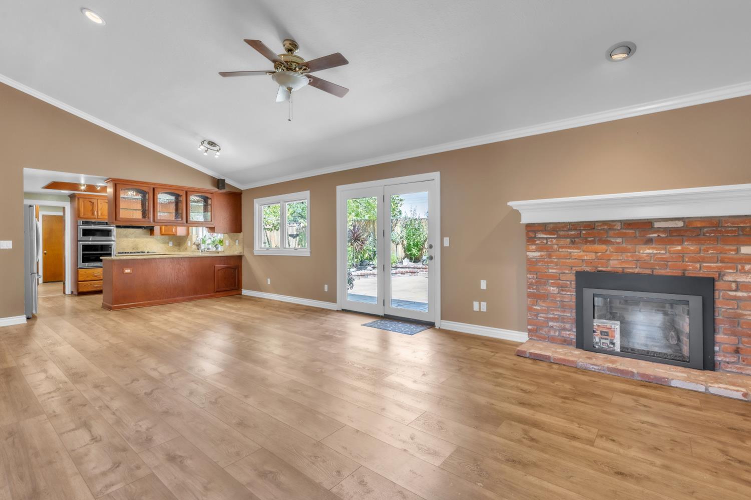 3366 Nadine Street