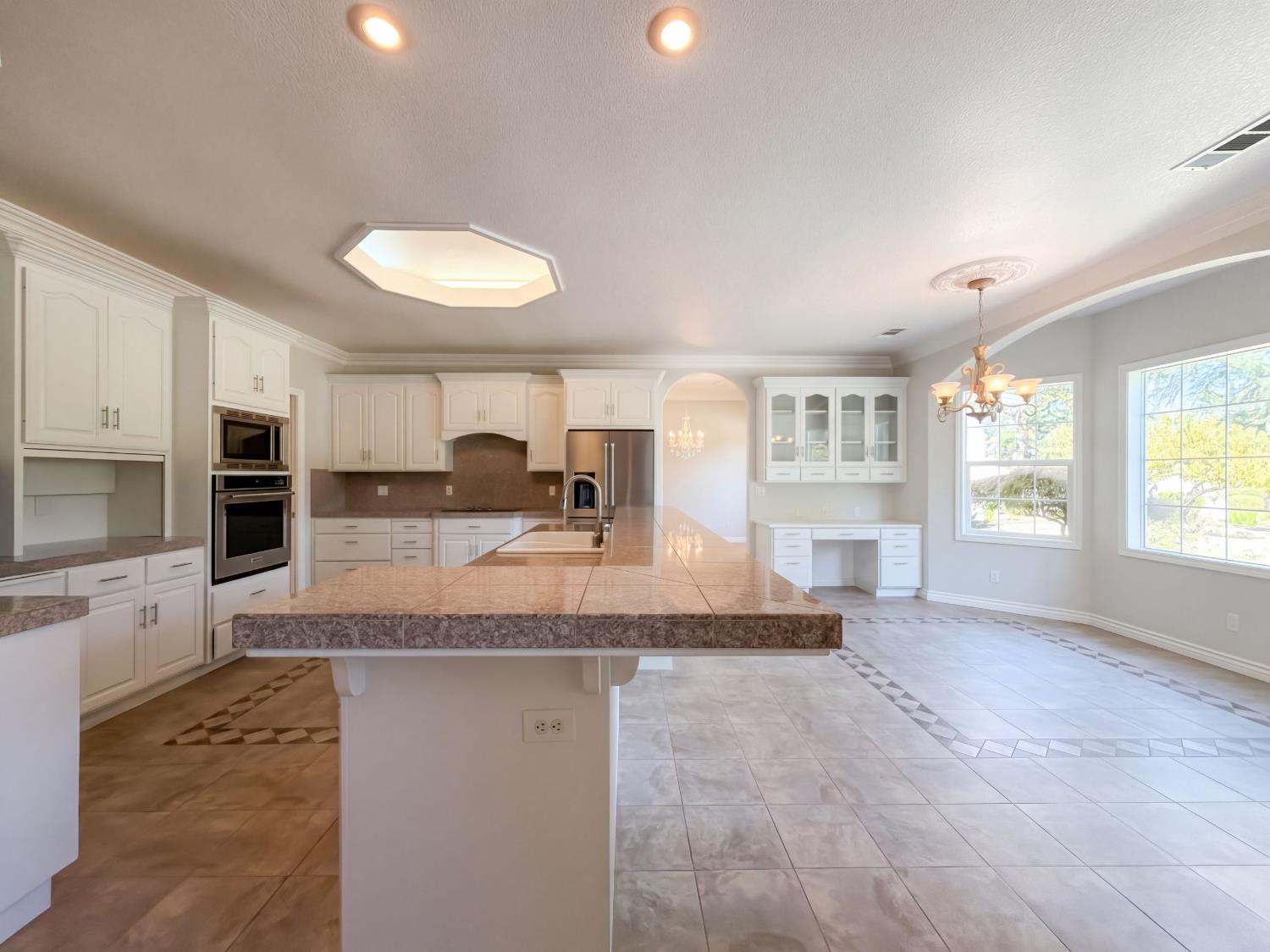4212 Paquerette Circle